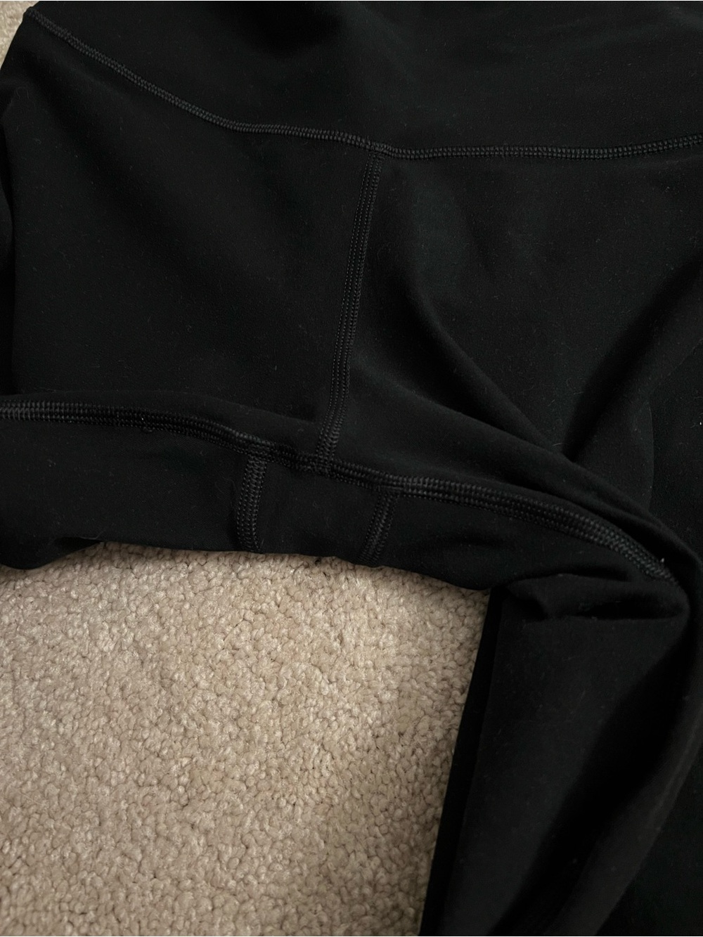 ALO Alosoft 7/8 Black High-Rise Legging - Picture 2 of 6